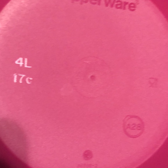 NEW Tupperware Aloha Set - Picture 5 of 6